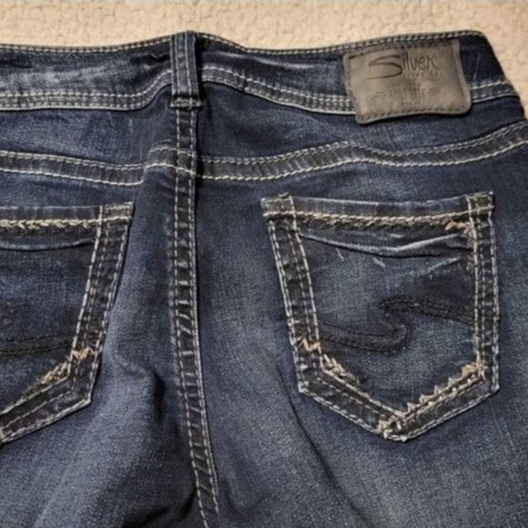 SILVER JEANS Elyse Size W26 L32 Mid Straight - Picture 3 of 4